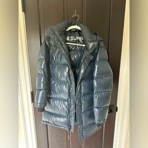 WORN ONCE TNA The Super Puff Mid, Midnight Gloss, Small